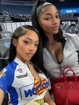 Angel Reese OnlyFans Leaked Free Thumbnail Picture - #ZimwvF2DJ9