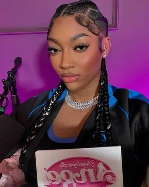 Angel Reese OnlyFans Leaked Free Thumbnail Picture - #dXxwHwGyzG