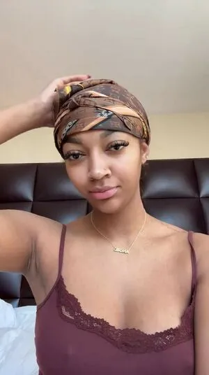 Angel Reese OnlyFans Leaked Free Thumbnail Picture - #l437rLfCyW