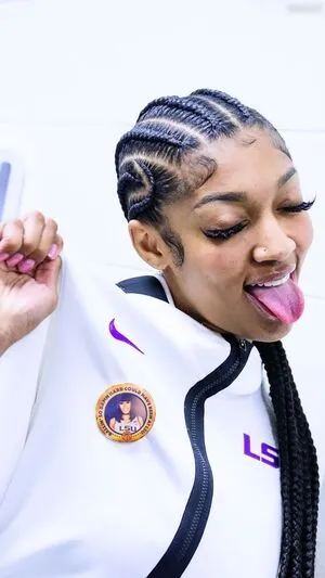Angel Reese OnlyFans Leaked Free Thumbnail Picture - #vxRa8GTqaa