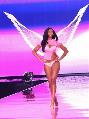Angel Reese OnlyFans Leaked Free Thumbnail Picture - #x5zxCVJQ4N