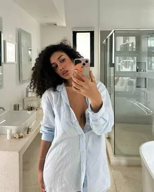 Angel Sophia Macklin OnlyFans Leaked Free Thumbnail Picture - #gTkHZ8u3YZ