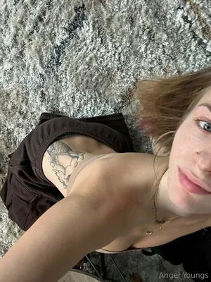 Angel Youngs OnlyFans Leaked Free Thumbnail Picture - #IUuSEqvF9S