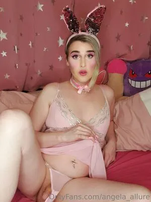 Angela Allure OnlyFans Leaked Free Thumbnail Picture - #6XVkGKVj95