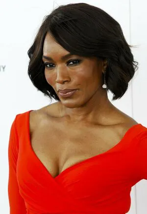 Angela Bassett OnlyFans Leaked Free Thumbnail Picture - #GOB9n6k7Fg