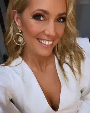 Angela Finger Erben OnlyFans Leaked Free Thumbnail Picture - #iBiTA1ifKS