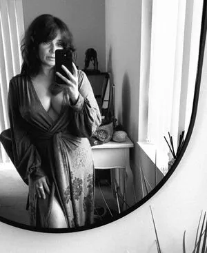 Angela Hazeldine OnlyFans Leaked Free Thumbnail Picture - #Flf62NhjSd