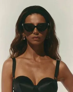 Angela Sarafyan OnlyFans Leaked Free Thumbnail Picture - #Q1ESMDmRP4