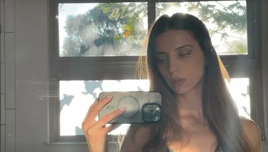 Angela Sarafyan OnlyFans Leaked Free Thumbnail Picture - #RlO6kiUpSB