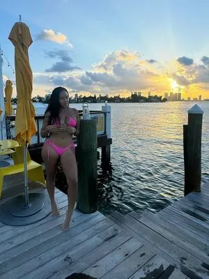 Angela Simmons OnlyFans Leaked Free Thumbnail Picture - #DYyEmwTP2D