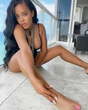 Angela Simmons OnlyFans Leaked Free Thumbnail Picture - #UKNs99EP9Z