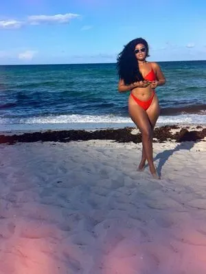 Angela Simmons OnlyFans Leaked Free Thumbnail Picture - #e7S4DcMTiB