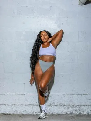 Angela Simmons OnlyFans Leaked Free Thumbnail Picture - #h05UpxYCGA
