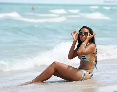 Angela Simmons OnlyFans Leaked Free Thumbnail Picture - #jBYo0i98ce