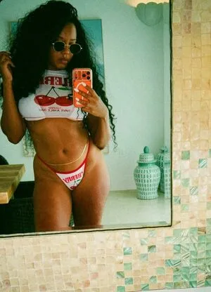 Angela Simmons OnlyFans Leaked Free Thumbnail Picture - #mM1Adc9nos