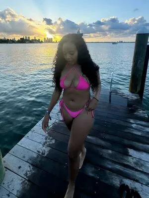 Angela Simmons OnlyFans Leaked Free Thumbnail Picture - #oLPDPhbO8w