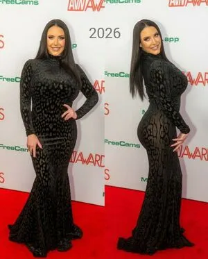 Angela White OnlyFans Leaked Free Thumbnail Picture - #8OZGWTJ4EG