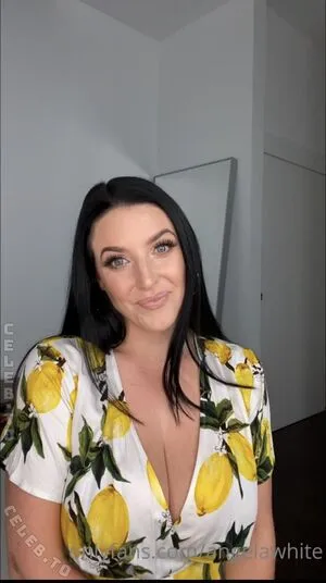 Angela White OnlyFans Leaked Free Thumbnail Picture - #MLsgM90DtT