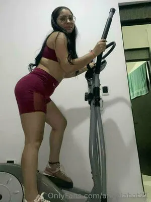 Angelahot21 OnlyFans Leaked Free Thumbnail Picture - #14MFc0STrU