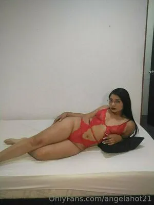 Angelahot21 OnlyFans Leaked Free Thumbnail Picture - #4DXRrbt4Ks