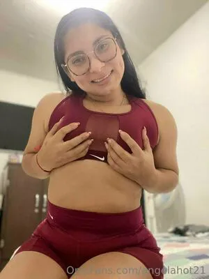 Angelahot21 OnlyFans Leaked Free Thumbnail Picture - #7fRZwELun9