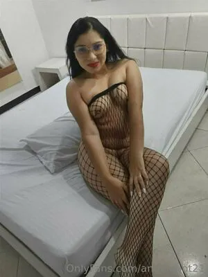 Angelahot21 OnlyFans Leaked Free Thumbnail Picture - #97f1wGuOyr