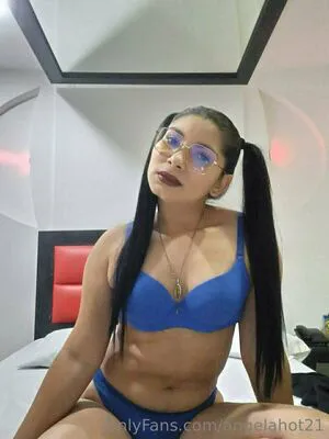 Angelahot21 OnlyFans Leaked Free Thumbnail Picture - #BldgCXUun4