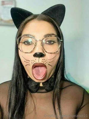 Angelahot21 OnlyFans Leaked Free Thumbnail Picture - #DG0rm5d1ec