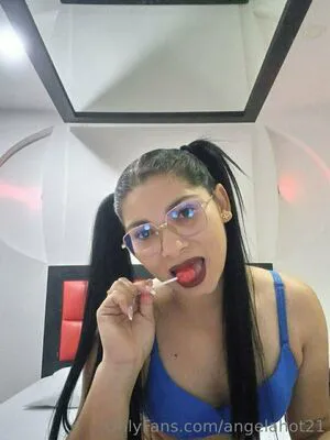 Angelahot21 OnlyFans Leaked Free Thumbnail Picture - #I1xwvRaBvR