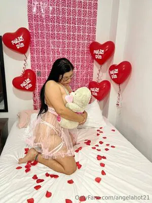 Angelahot21 OnlyFans Leaked Free Thumbnail Picture - #PxlhbDWcBC