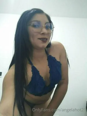 Angelahot21 OnlyFans Leaked Free Thumbnail Picture - #QEtFCmyQ1Q