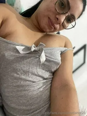 Angelahot21 OnlyFans Leaked Free Thumbnail Picture - #TDH3DxoAJc