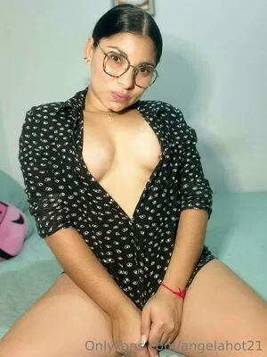 Angelahot21 OnlyFans Leaked Free Thumbnail Picture - #bcGousMfSH