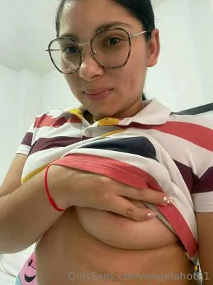 Angelahot21 OnlyFans Leaked Free Thumbnail Picture - #hTR2PS6usk