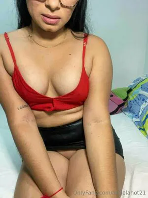 Angelahot21 OnlyFans Leaked Free Thumbnail Picture - #q0odemUM6x