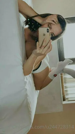 Angelamom OnlyFans Leaked Free Thumbnail Picture - #hpPx3DZLft