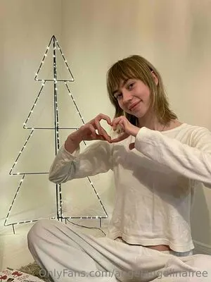 Angelangelinafree OnlyFans Leaked Free Thumbnail Picture - #u1P5NN9ihi