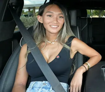 Angelaoreo OnlyFans Leaked Free Thumbnail Picture - #4ZhcEalZcY