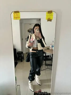 Angelaskye OnlyFans Leaked Free Thumbnail Picture - #7Fc9Yjmy6k