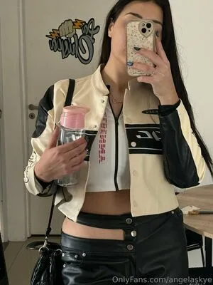 Angelaskye OnlyFans Leaked Free Thumbnail Picture - #OAVVmC6Bvi