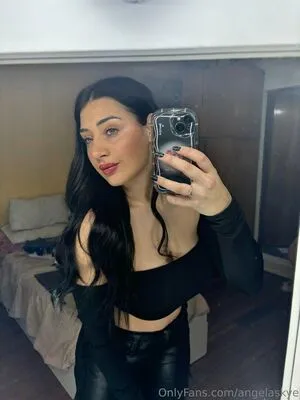 Angelaskye OnlyFans Leaked Free Thumbnail Picture - #mExggTAsHO