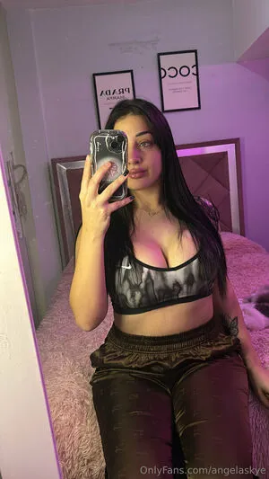 Angelaskye OnlyFans Leaked Free Thumbnail Picture - #zUXQa41g79
