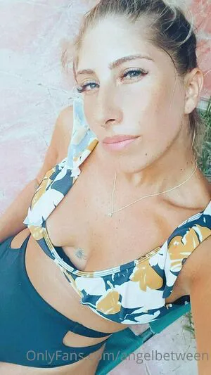 Angelbetween OnlyFans Leaked Free Thumbnail Picture - #3UQBsucTig