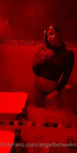 Angelbetween OnlyFans Leaked Free Thumbnail Picture - #fRiQN76h85
