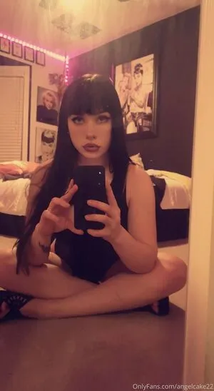 Angelcake22 OnlyFans Leaked Free Thumbnail Picture - #koemDyINYZ