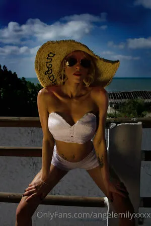 Angelemilyxxxx OnlyFans Leaked Free Thumbnail Picture - #sB3II2mFPj