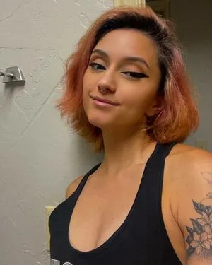 Angeleyesali OnlyFans Leaked Free Thumbnail Picture - #5M56ZfJhit