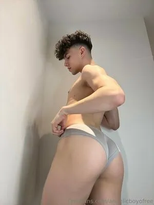 Angelicboyofree OnlyFans Leaked Free Thumbnail Picture - #DRGlpJ1LeI