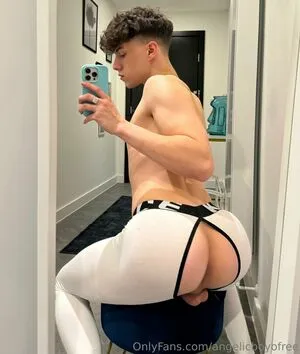 Angelicboyofree OnlyFans Leaked Free Thumbnail Picture - #M2TawiosCX