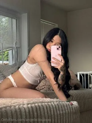 Angeliciioussxo OnlyFans Leaked Free Thumbnail Picture - #mdELLiNMNh